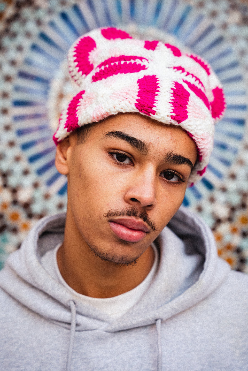 WARDA - BONNET EN CROCHET ROSE