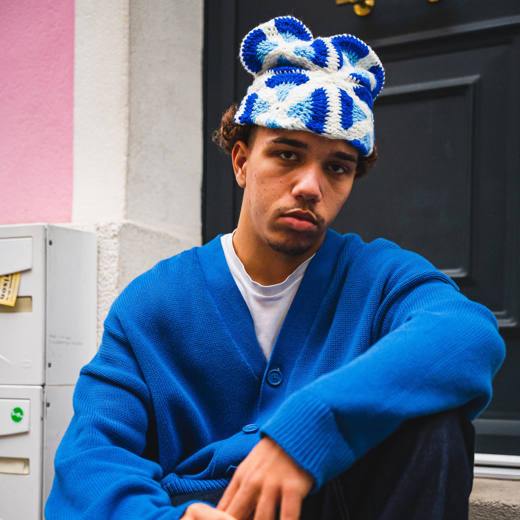 BAHR - BONNET EN CROCHET BLEU