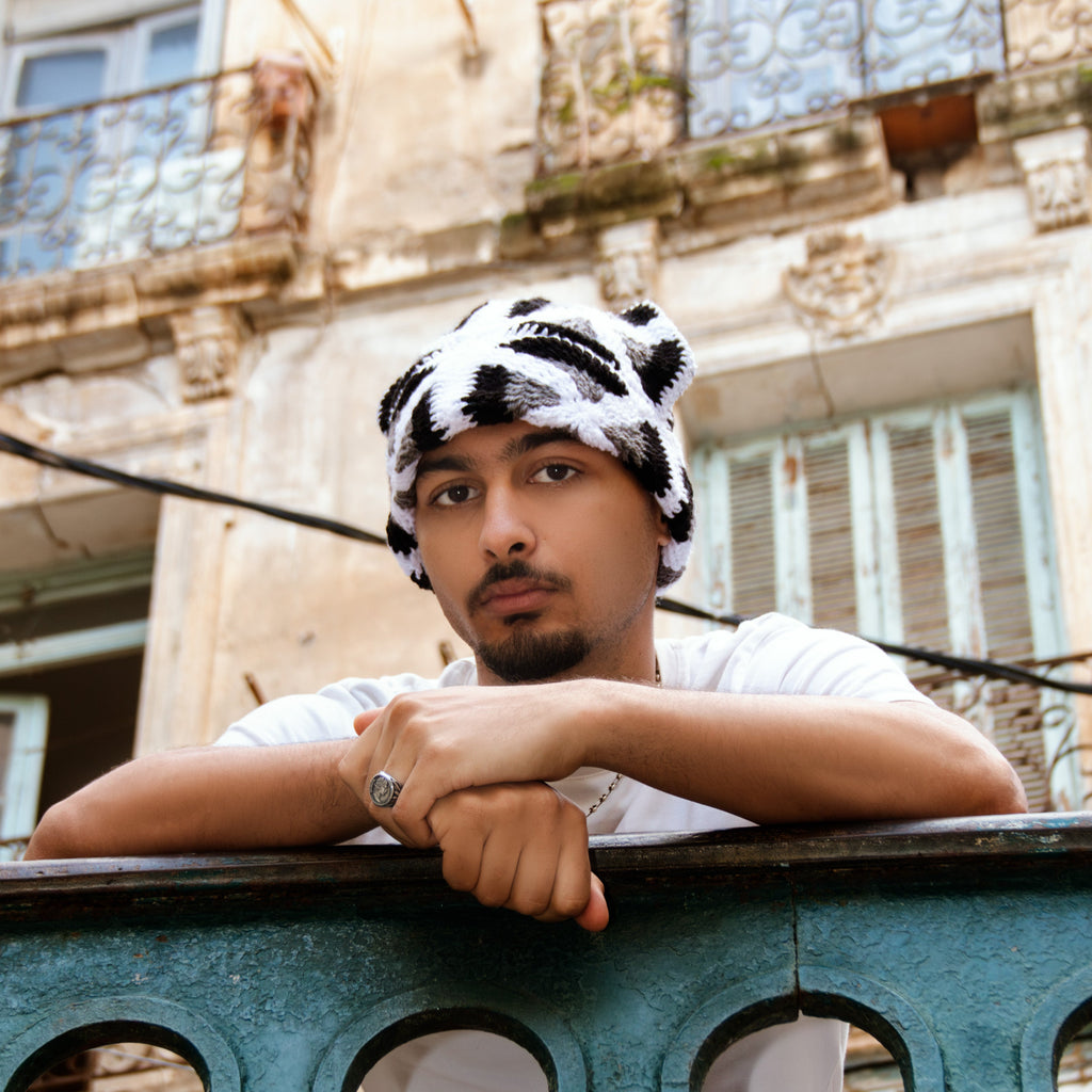 SBAH - BONNET EN CROCHET BLANC/NOIR