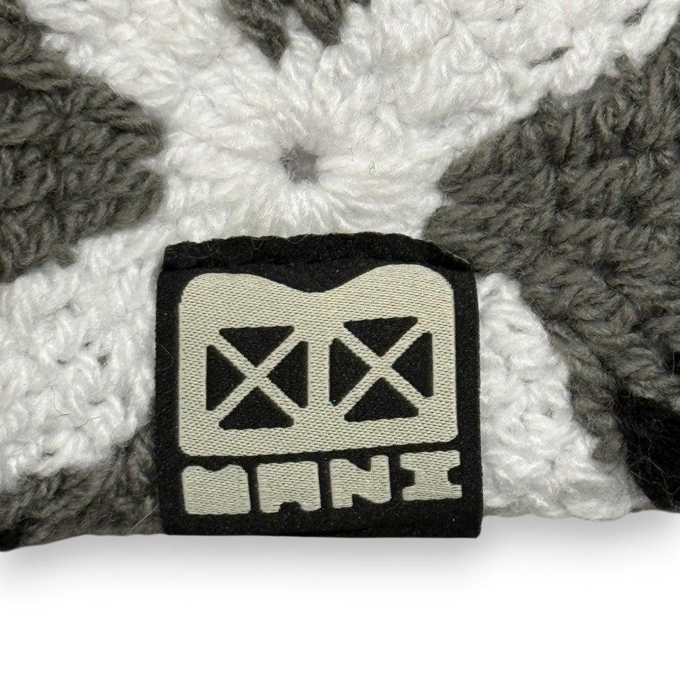 SBAH - BONNET EN CROCHET BLANC/NOIR